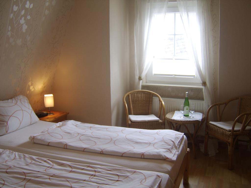 Weingut Matthias Dauns Apartamento Reil Quarto foto