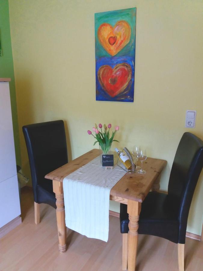 Weingut Matthias Dauns Apartamento Reil Exterior foto